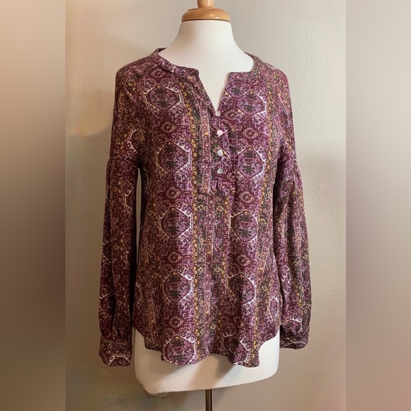 Jane and Delancey | Tops | Jane Delancey Anthropologie Raw Vneck ...